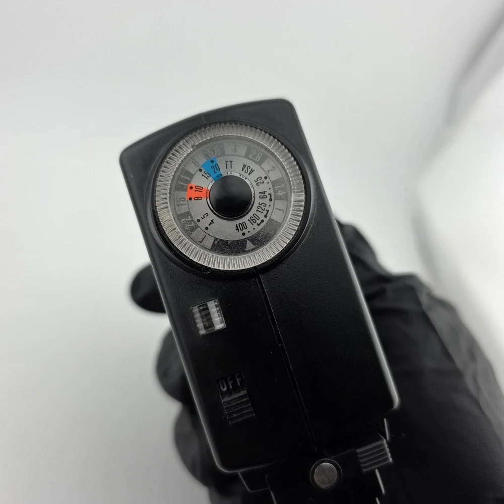 Vintage Vivitar Auto 252 Shoe Mount Camera Flash Photography Accessory‎ Untested